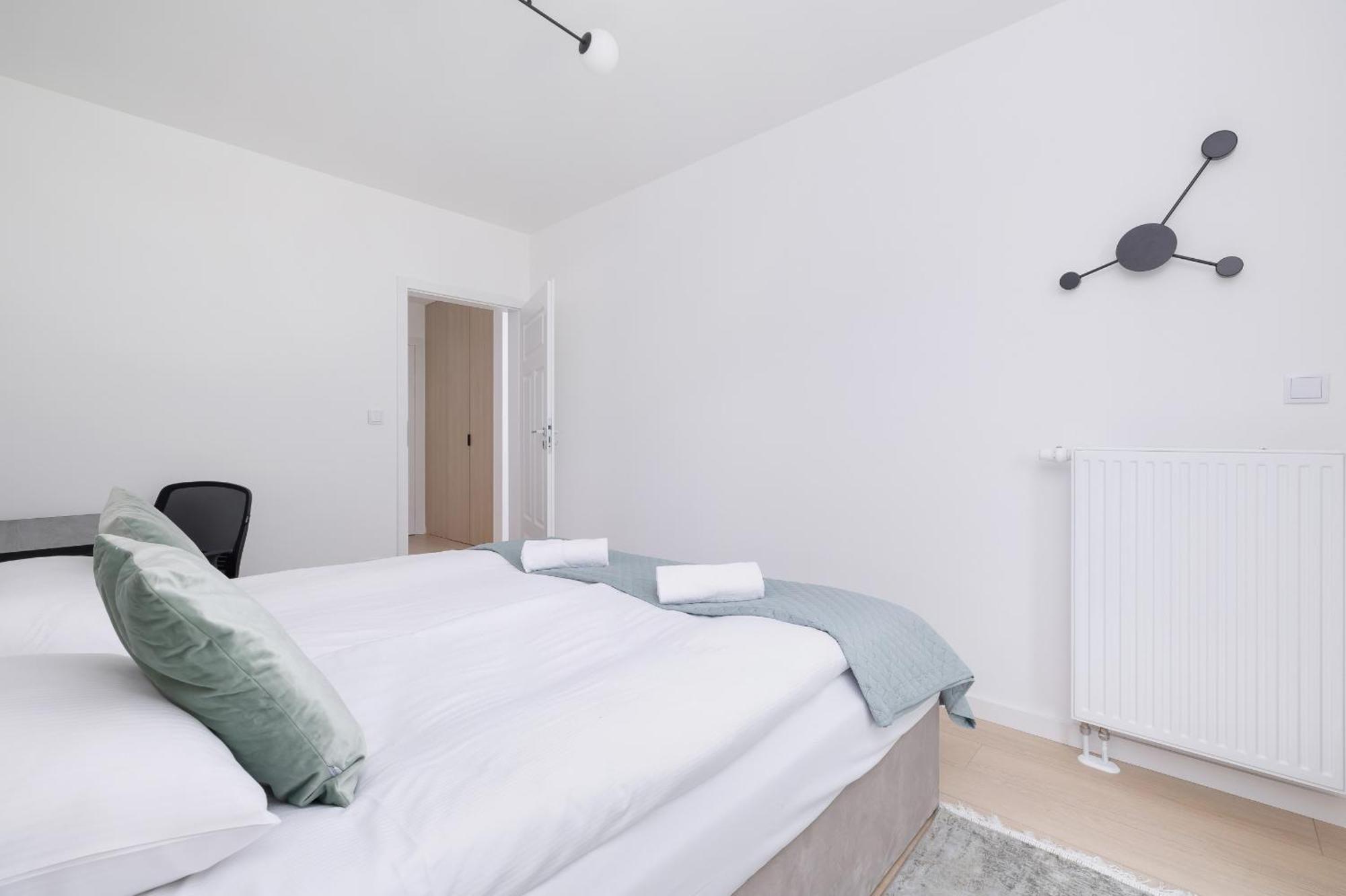 Krowoderska Apartment With Balcony Near City Center By Rent Like Home Krakow Luaran gambar
