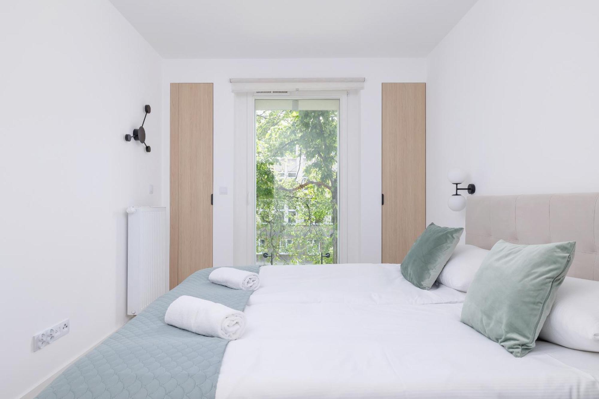 Krowoderska Apartment With Balcony Near City Center By Rent Like Home Krakow Luaran gambar