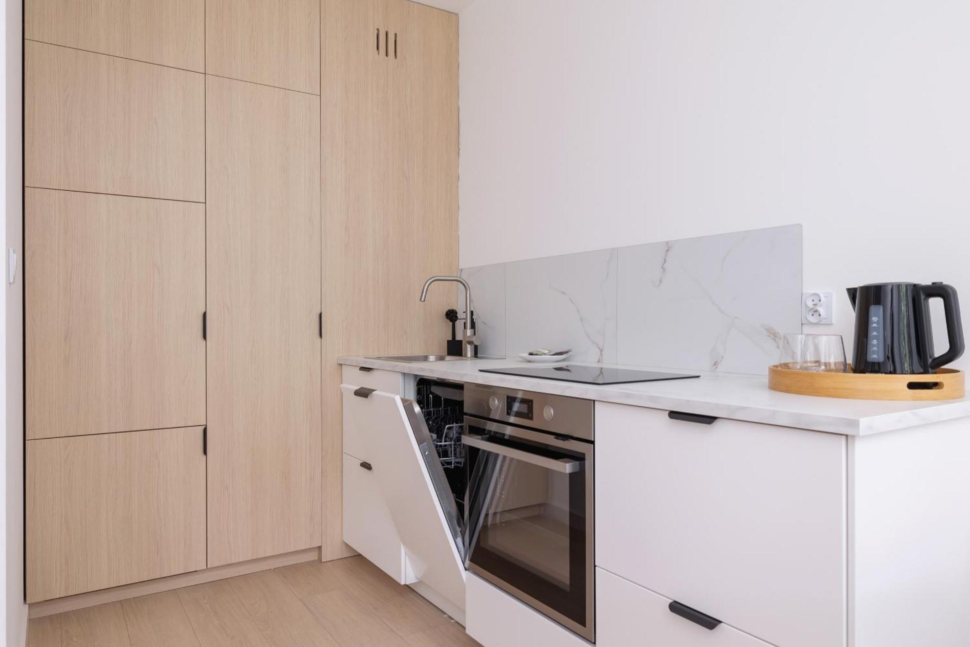 Krowoderska Apartment With Balcony Near City Center By Rent Like Home Krakow Luaran gambar