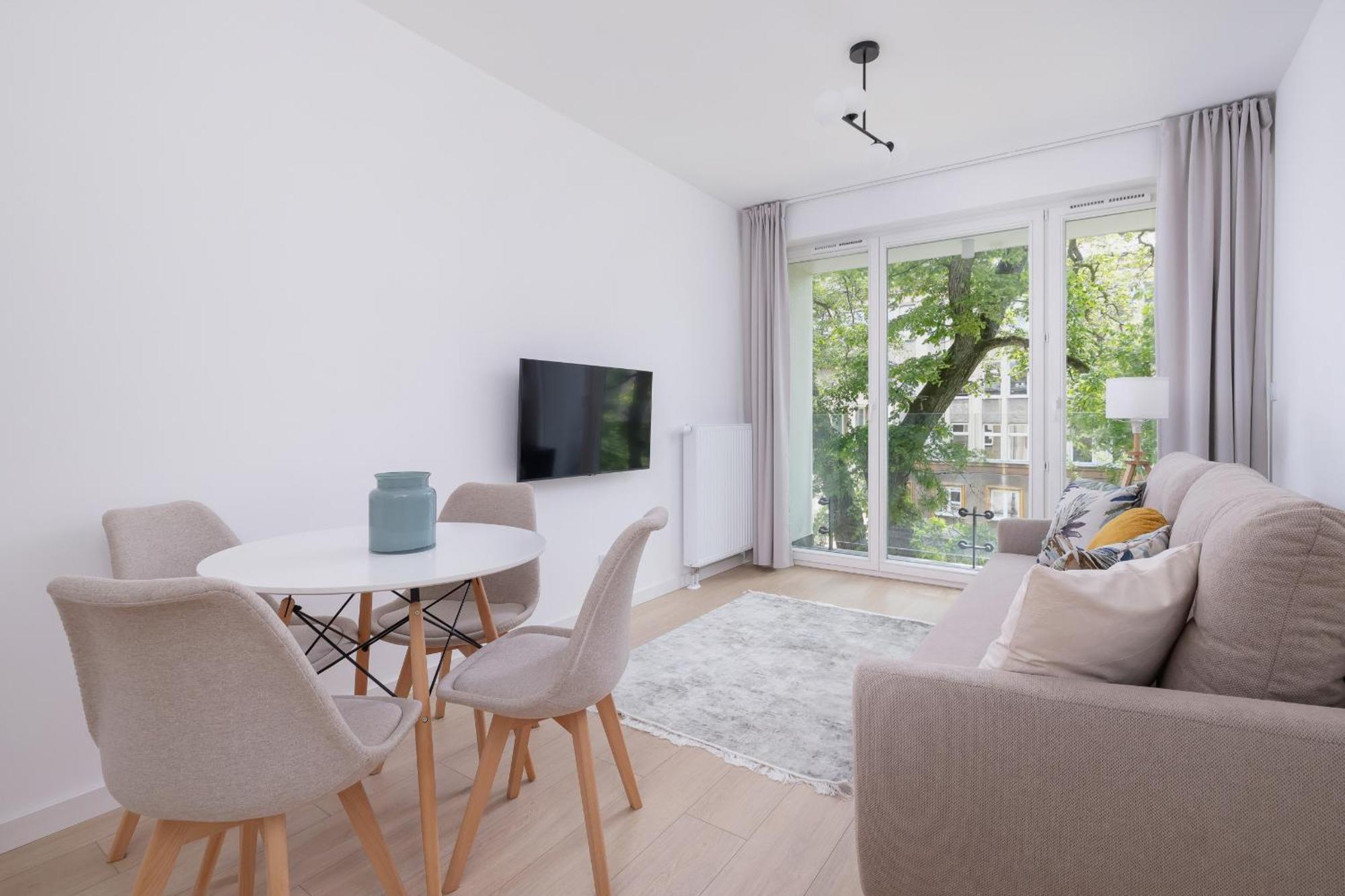 Krowoderska Apartment With Balcony Near City Center By Rent Like Home Krakow Luaran gambar